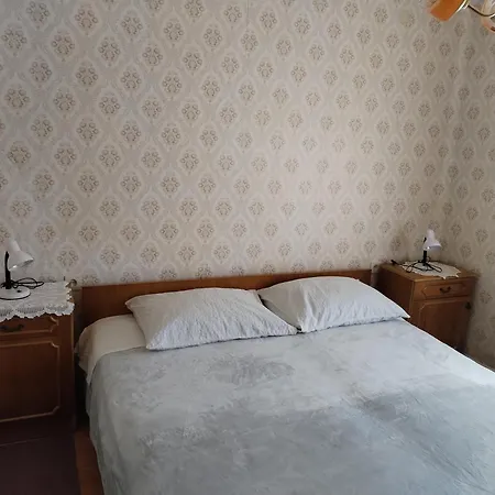 Andelka Apartment *